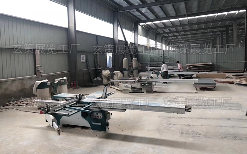 南通展覽工廠開料區 南通展覽工廠開料區