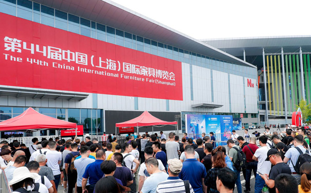 特裝樱花在线视频